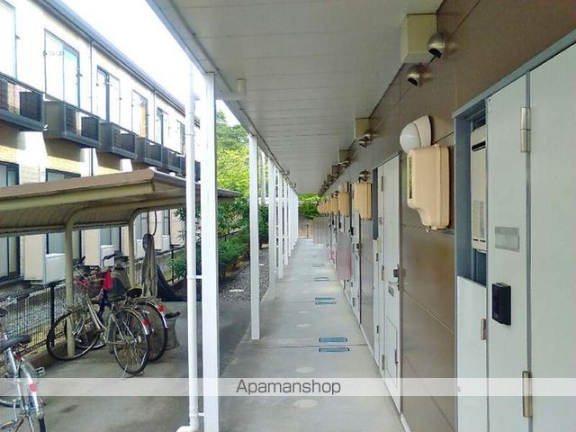 レオパレスあいのの玄関写真