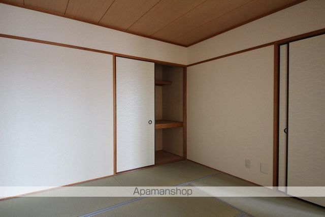 パークハイツアイリス5号館の内装写真