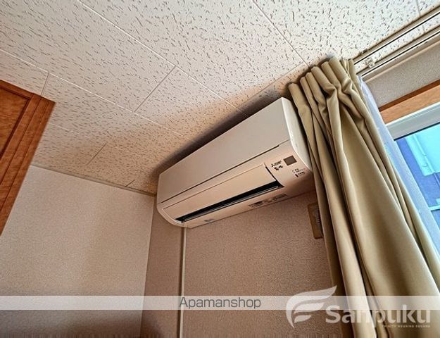 レオパレスMONTPIANNEの内装写真