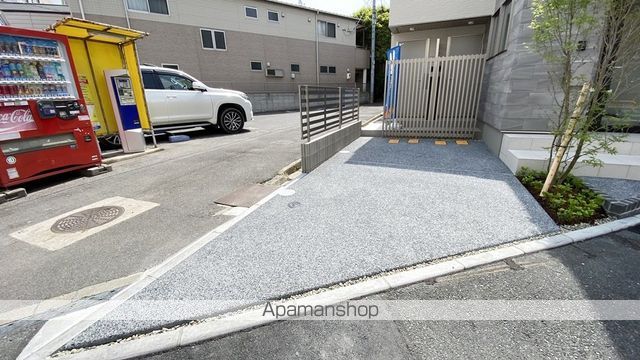NSD出石町の玄関写真