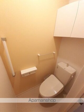 愛媛県新居浜市新須賀町２丁目[2LDK/52.81m2]のトイレ