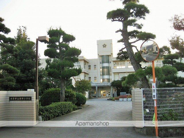 吉田屋マンションの周辺写真