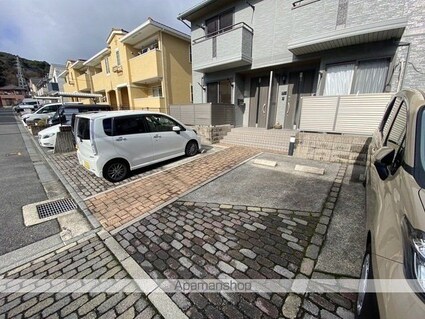 グランシェル　Ｃ棟[4LDK/82.27m2]の駐車場