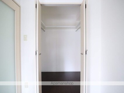 フォレシティ新栄[1LDK/40.95m2]の収納