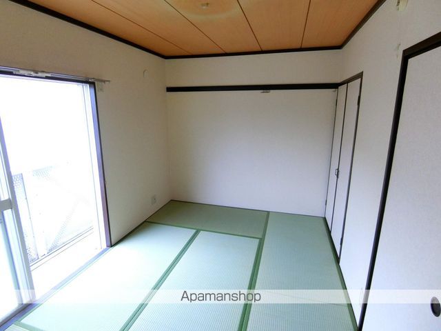シャトヴェールA棟の内装写真