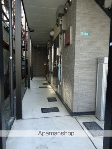 レオネクストサウスユーアイの玄関写真