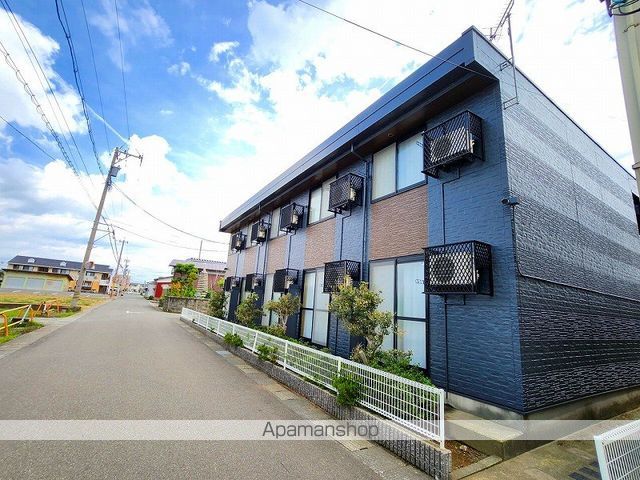 レオパレスルミナリエの外観写真