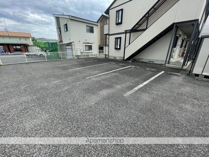 シティハイム今井[1K/27.34m2]の駐車場2