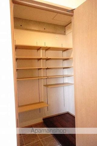 山手の棲み家の内装写真
