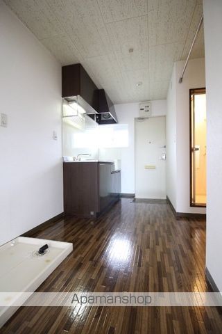 S.T.VILLA TSUSHIMA Aの内装写真