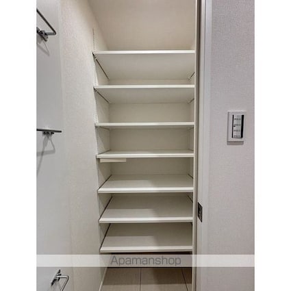 アジールコート練馬中村橋[2LDK/42.52m2]の内装