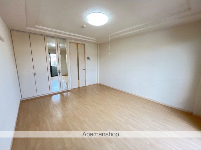 CHERVERGERの内装写真