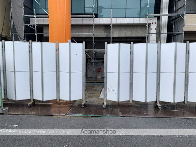 SPコート大阪城東の玄関写真