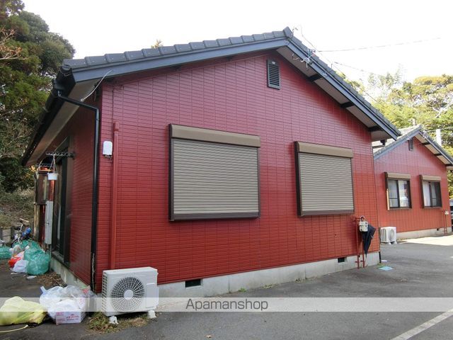 ビレッジ上ノ原ウエストDの外観写真