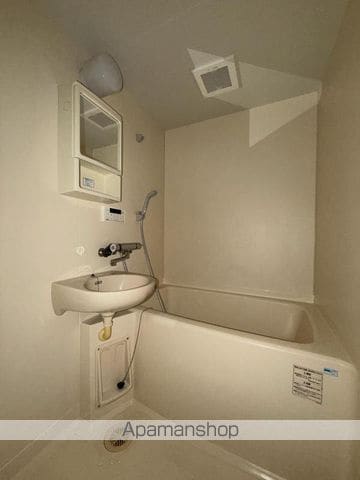 ニューエスト石丸Iの内装写真