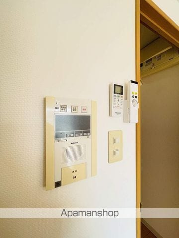 リアライズ記念橋の内装写真