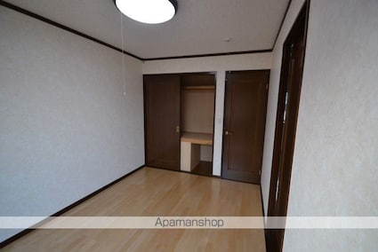 レストハイツⅡ[4DK/65.41m2]の収納