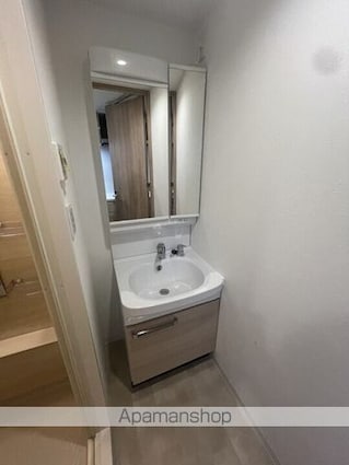 滋賀県大津市京町１丁目[1K/22.8m2]の洗面所