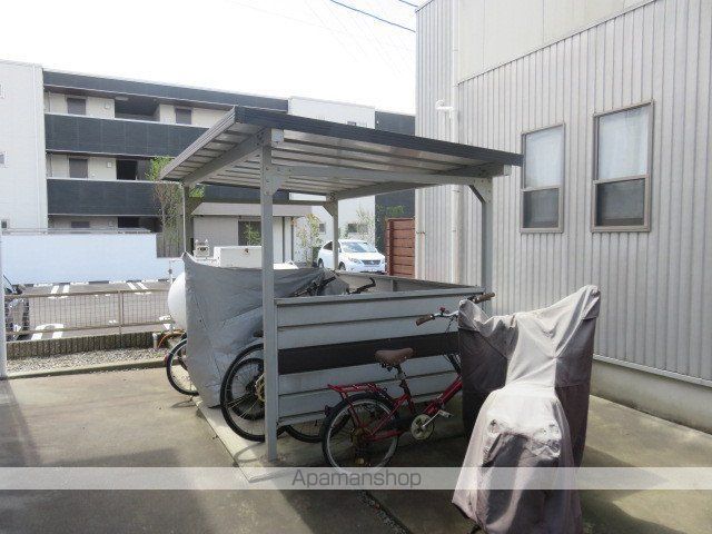COURT M&MIIIの外観写真