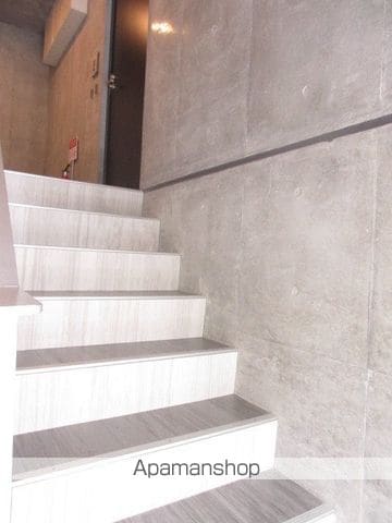 SALVATORE NANGOの内装写真