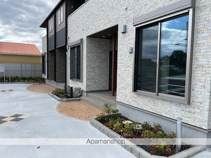 サードニクスーＫ[1LDK/50.01m2]のエントランス1