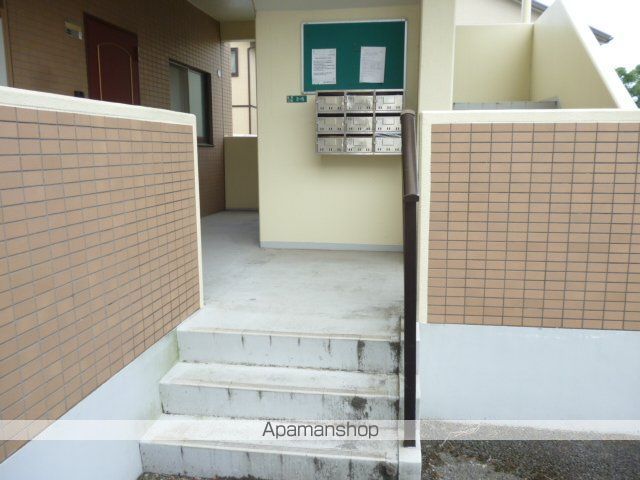 ロイヤルプラザ加藤の玄関写真