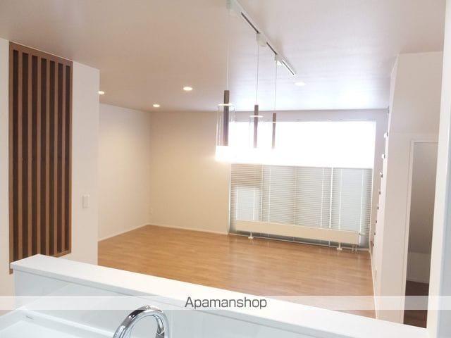 札幌市白石区 2階建 築10年の内装写真
