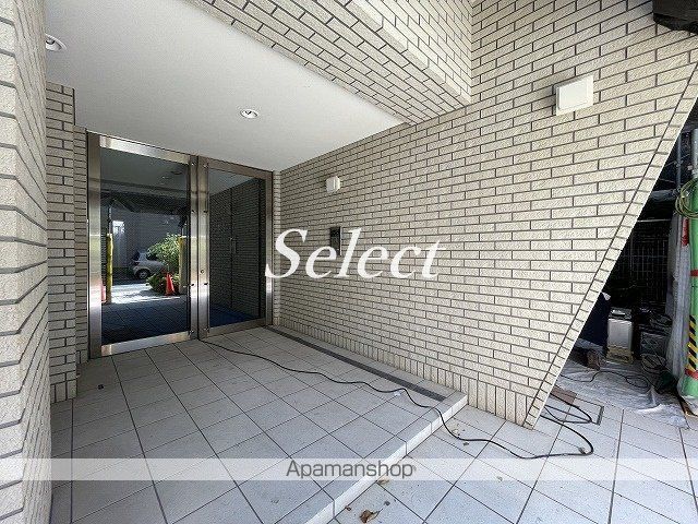 エス・タオの玄関写真