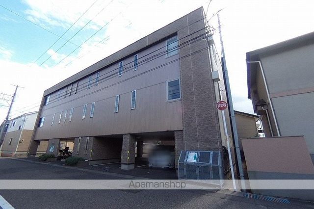 ストーンリバー