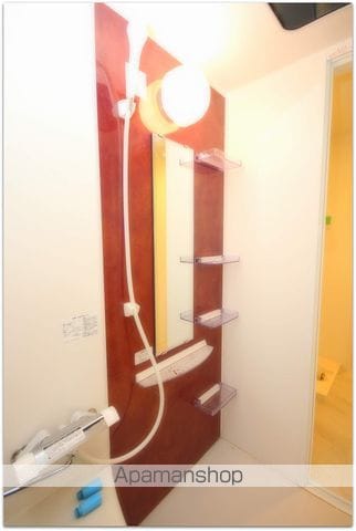 セレニテ堺筋本町プリエの内装写真