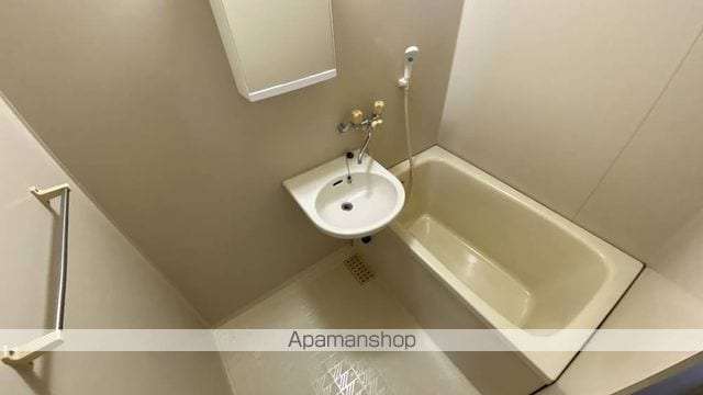 サンシャイン雄町 A棟の内装写真