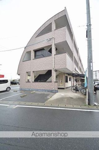 石原マンションの外観写真