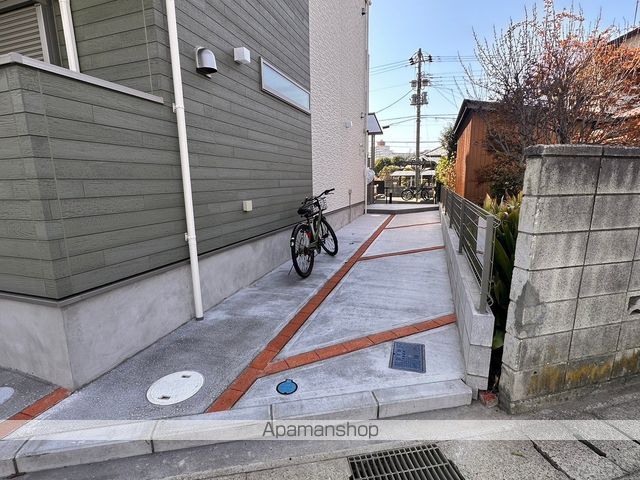 ミリアビタ稲毛の玄関写真