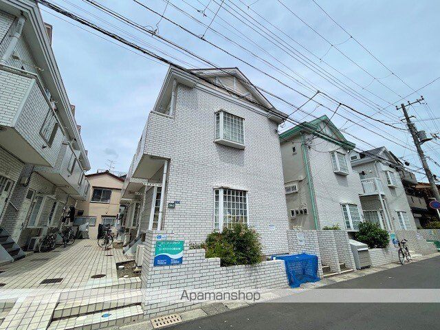 ローズアパートの外観写真