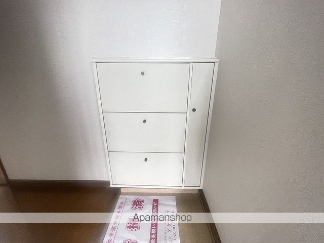 ヴィラローゼ稲穂の内装写真