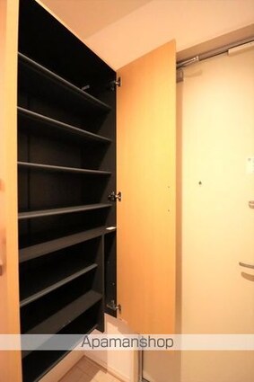 モルゲンロート　　光[2LDK/60.43m2]の玄関