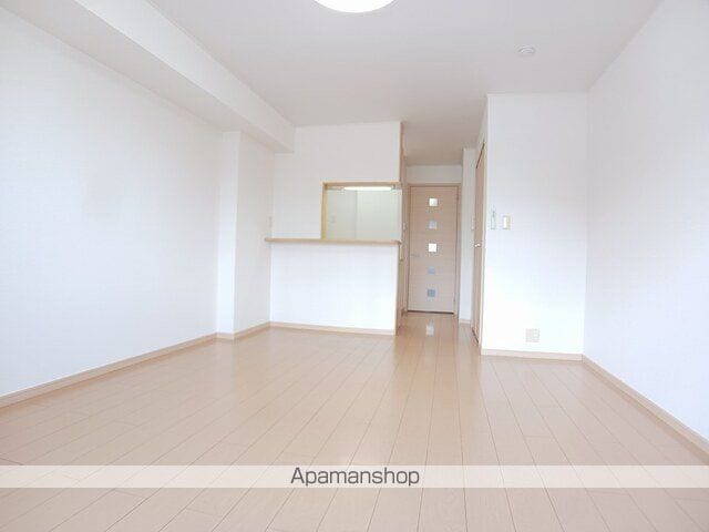 クロスローズ壱番館の内装写真