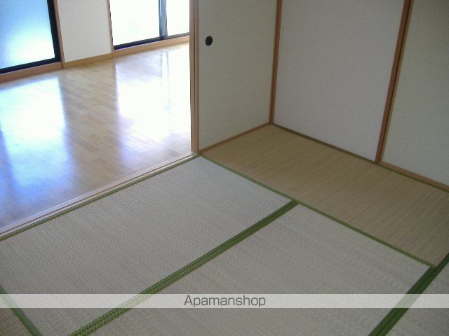 グローリアス21の内装写真