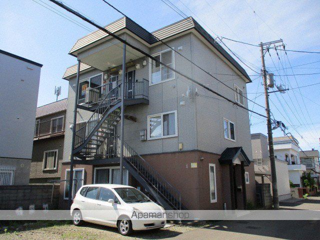 カネイマンションの外観写真