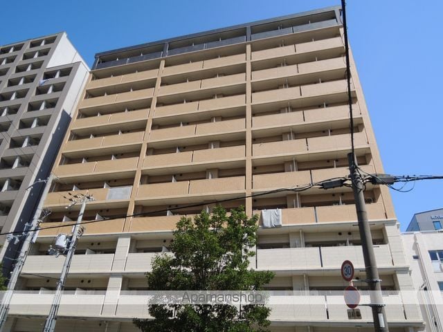 アーバンフラッツ西中島の外観写真