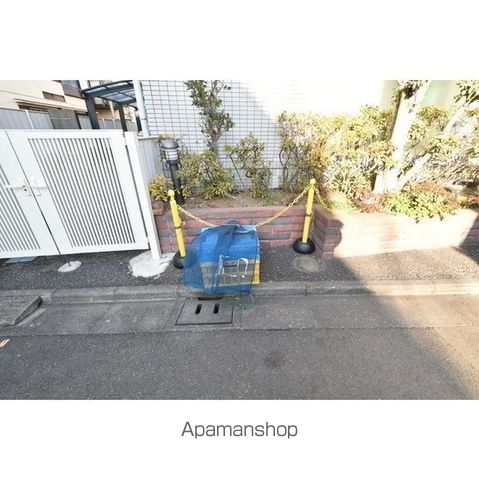 スクエア新井薬師前の外観写真