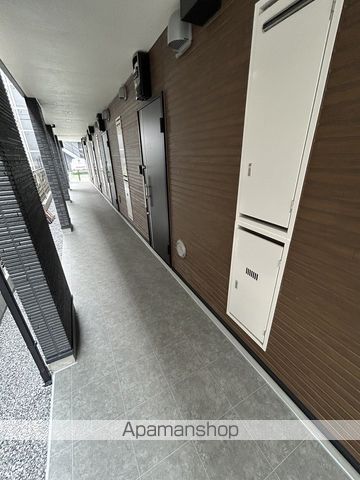 BEAST2北戸田の玄関写真