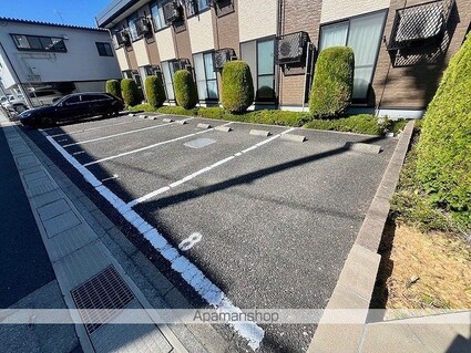 レオパレスサンライズ長濱[1K/21.81m2]の駐車場1