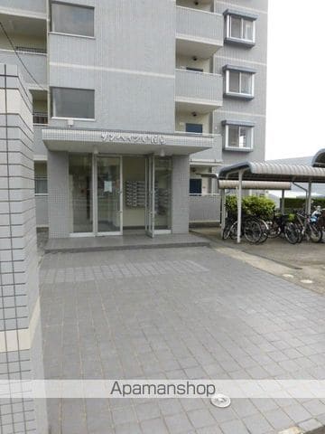 サンハイツいぼらの玄関写真