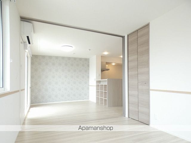 ADVANCEの内装写真