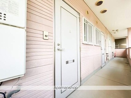 高岡ハイツ[1R/24.84m2]のエントランス1