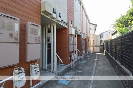 レオネクストｓｋｙ　ｂｌｕｅ[1K/22.61m2]のエントランス2