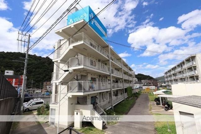 ビレッジハウス安古市5号棟の外観写真