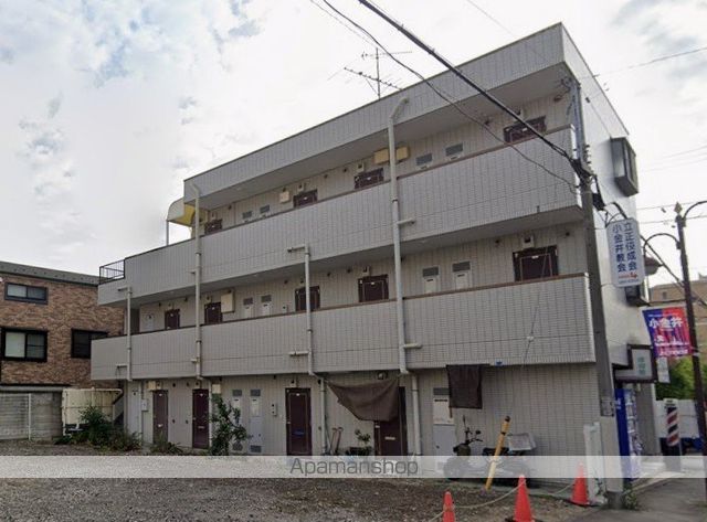 中川コーポの外観写真