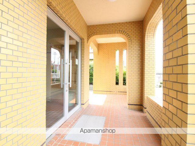 石川ハイツの玄関写真